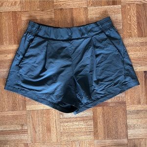 ATHLETA Textured Brooklyn Short
